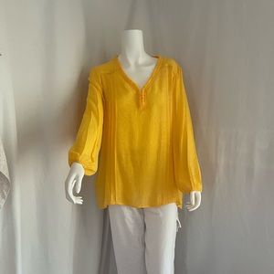 TAHARI long sleeves  shirt new ( priced for a quick sale )